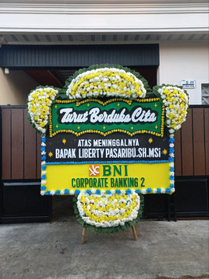 Papan Bunga Duka di Sanana