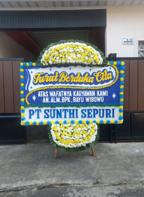 Papan Bunga Duka di Sanana