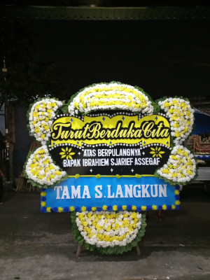 Papan Bunga Duka di Sanana